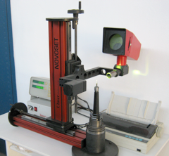 Werkzeugeinstellger�t